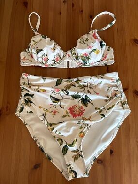 Shade & Shore Cream Bikini Set Green Pink Floral Print Size Medium